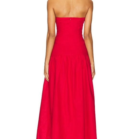 Stella Maxi Dress in Red
SNDYS XS SOLD OUT - Picture 3 of 3